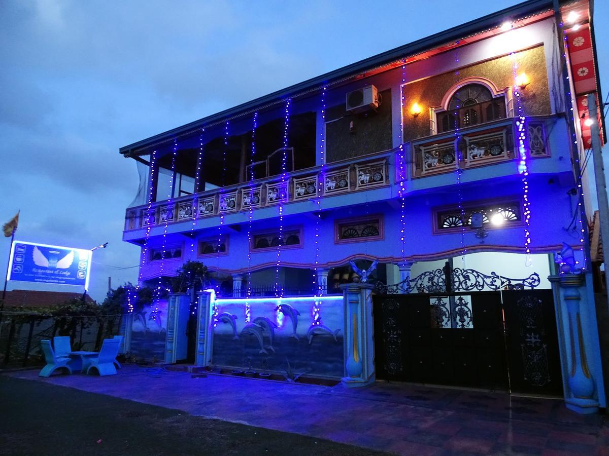 Mama'S Here Resort קלפיטייה מראה חיצוני תמונה