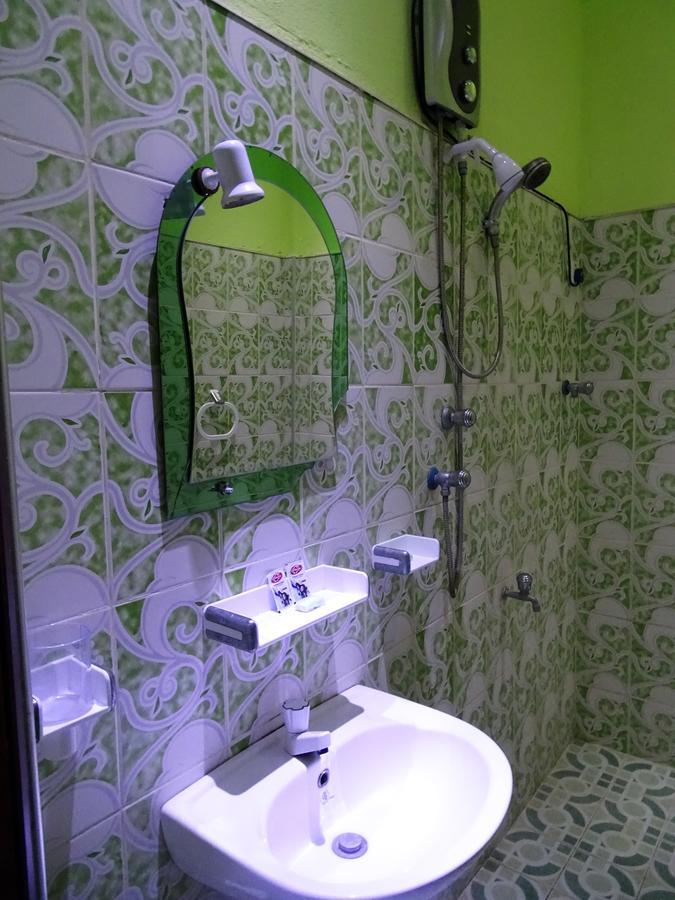 Mama'S Here Resort קלפיטייה מראה חיצוני תמונה