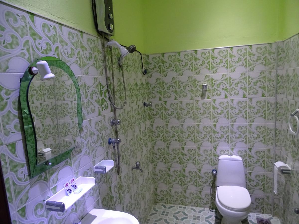 Mama'S Here Resort קלפיטייה מראה חיצוני תמונה
