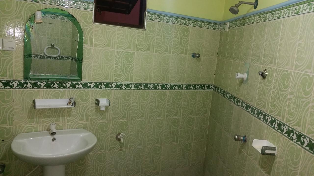 Mama'S Here Resort קלפיטייה מראה חיצוני תמונה